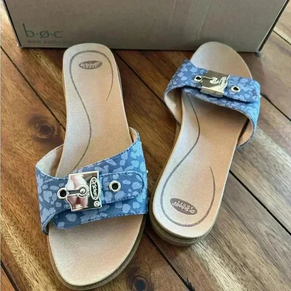 Dr Scholl’s blue flower Sz 7 flip flop sandals slides - Picture 1 of 5